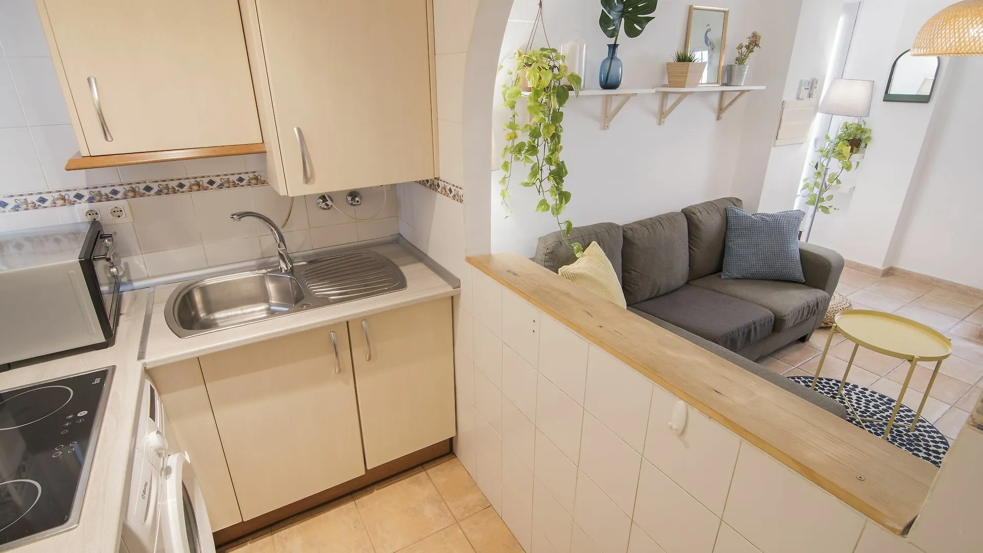 Tuanfitrion Suite Realejo Granada Apartment